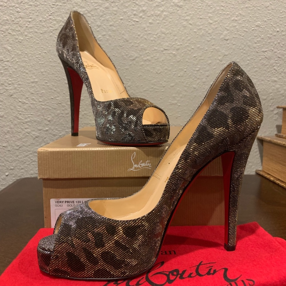 Christian Louboutin pumps